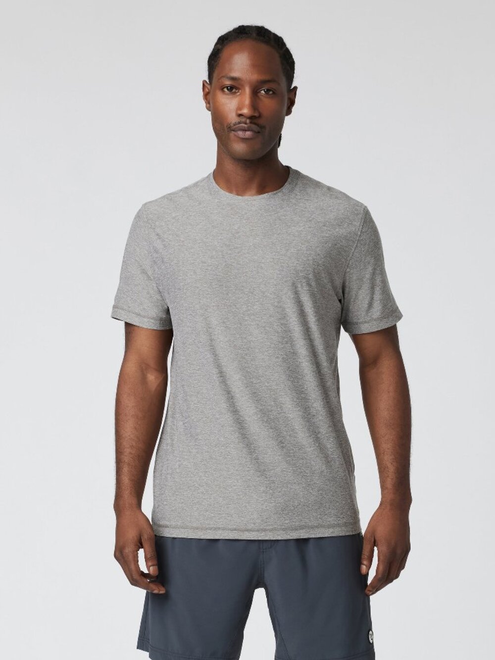 Vuori Men's Strato Tech Tee - Heathered Grey